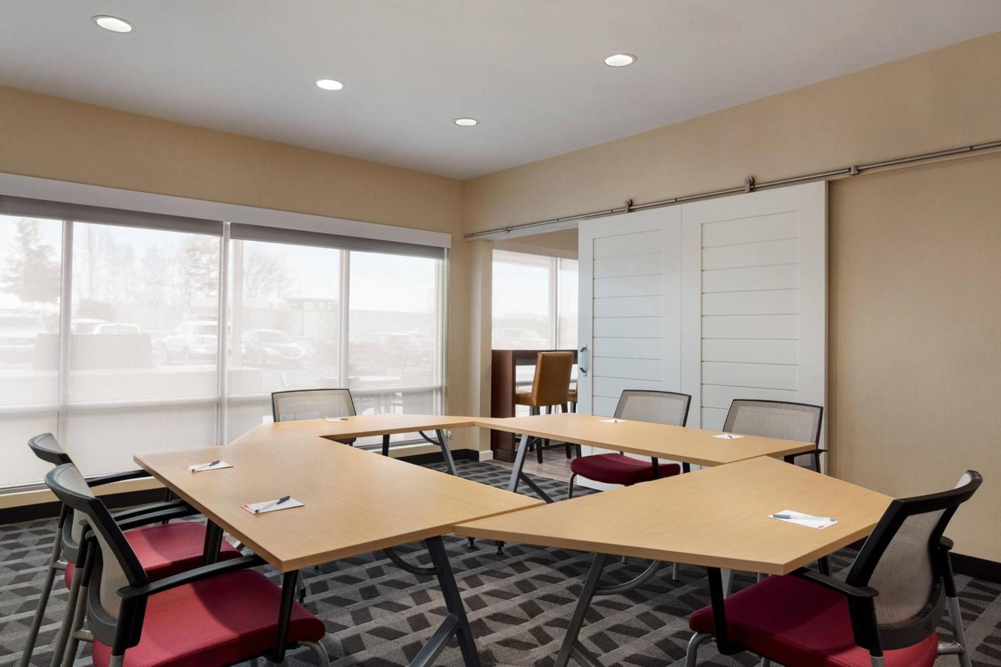 Towneplace Suites By Marriott Memphis Саутхейвън Бизнес снимка